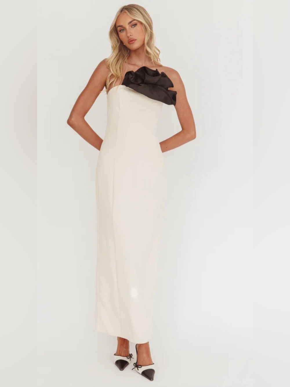 SAINTS & SECRETS STRAPLESS LONNIE NECKLINE DECORATION MAXI DRESS CREAM S NWT